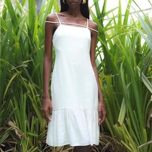Jacquemus-Style // White Linen Dress